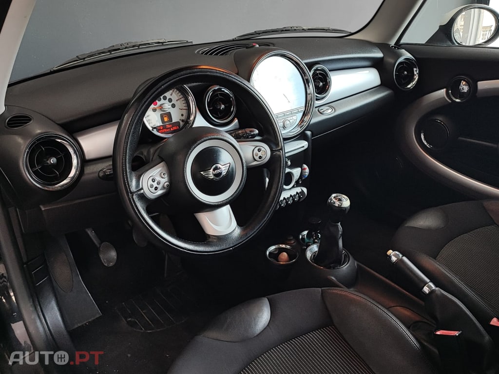 MINI Cooper 1.6D