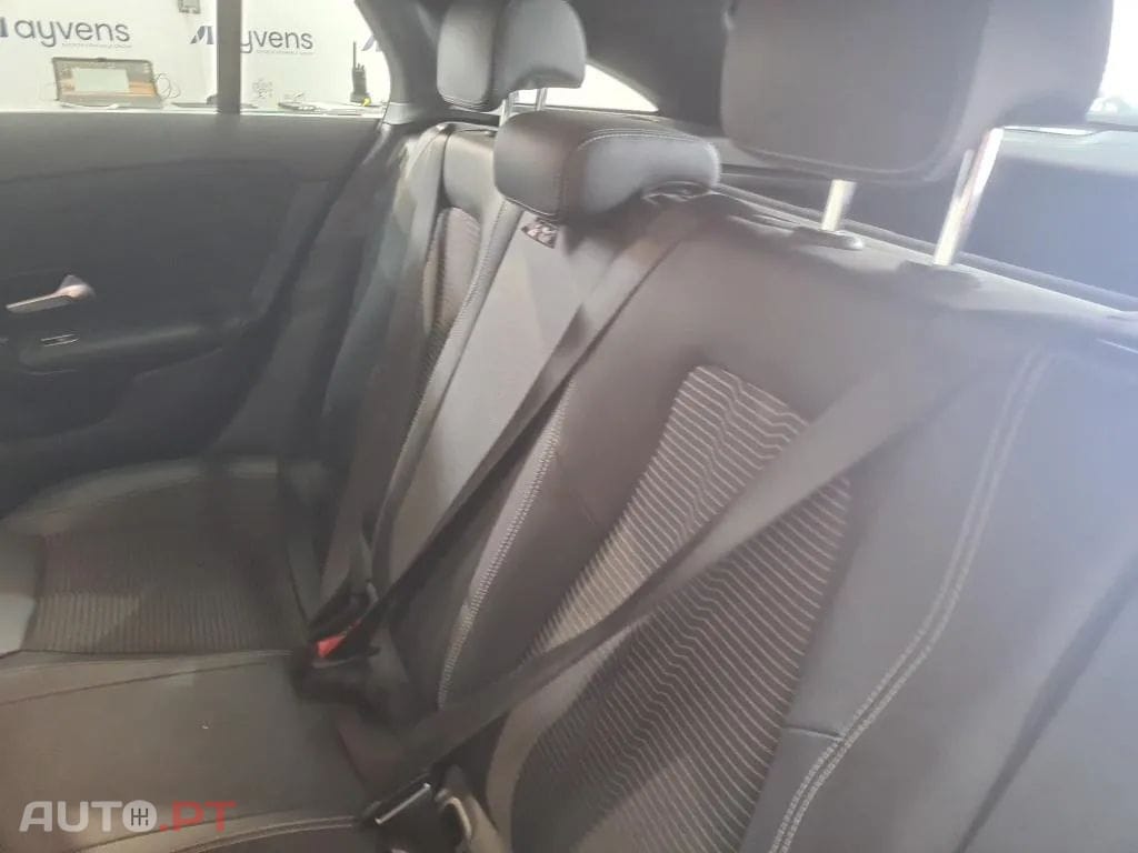 Mercedes-Benz CLA 250 e Shooting Brake Style Plus