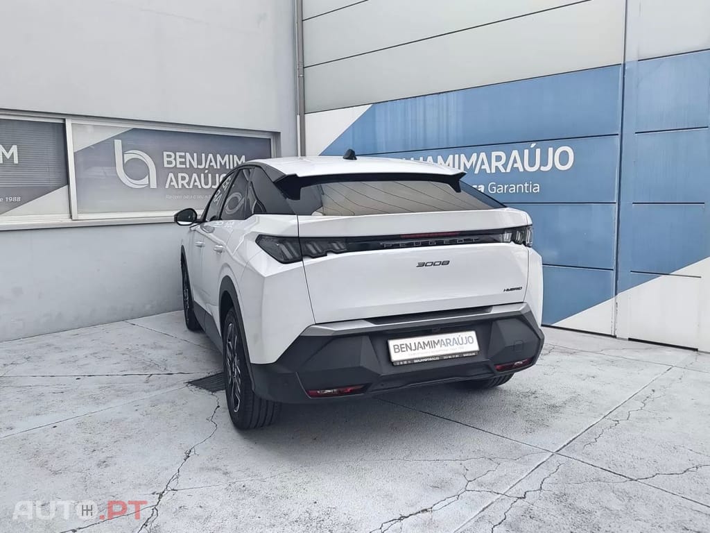 Peugeot 3008 1.2 Hybrid Allure Pack e-DCS6