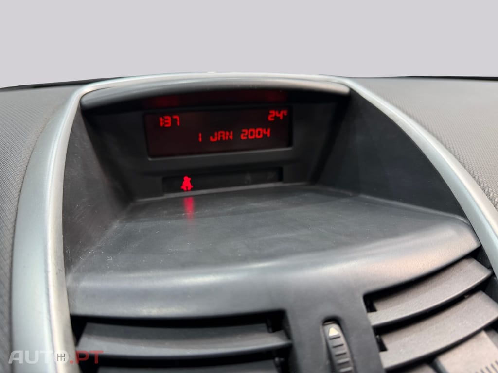 Peugeot 207 CC 1.6 VTi Active