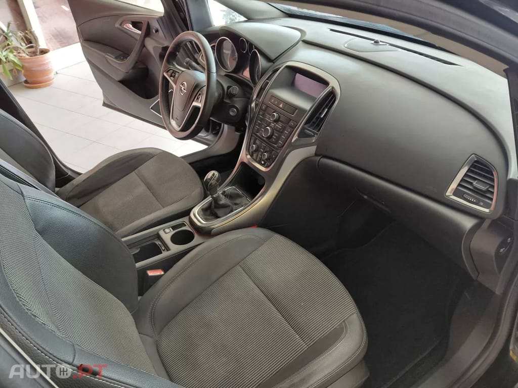 Opel Astra 1.7 CDTI Edition