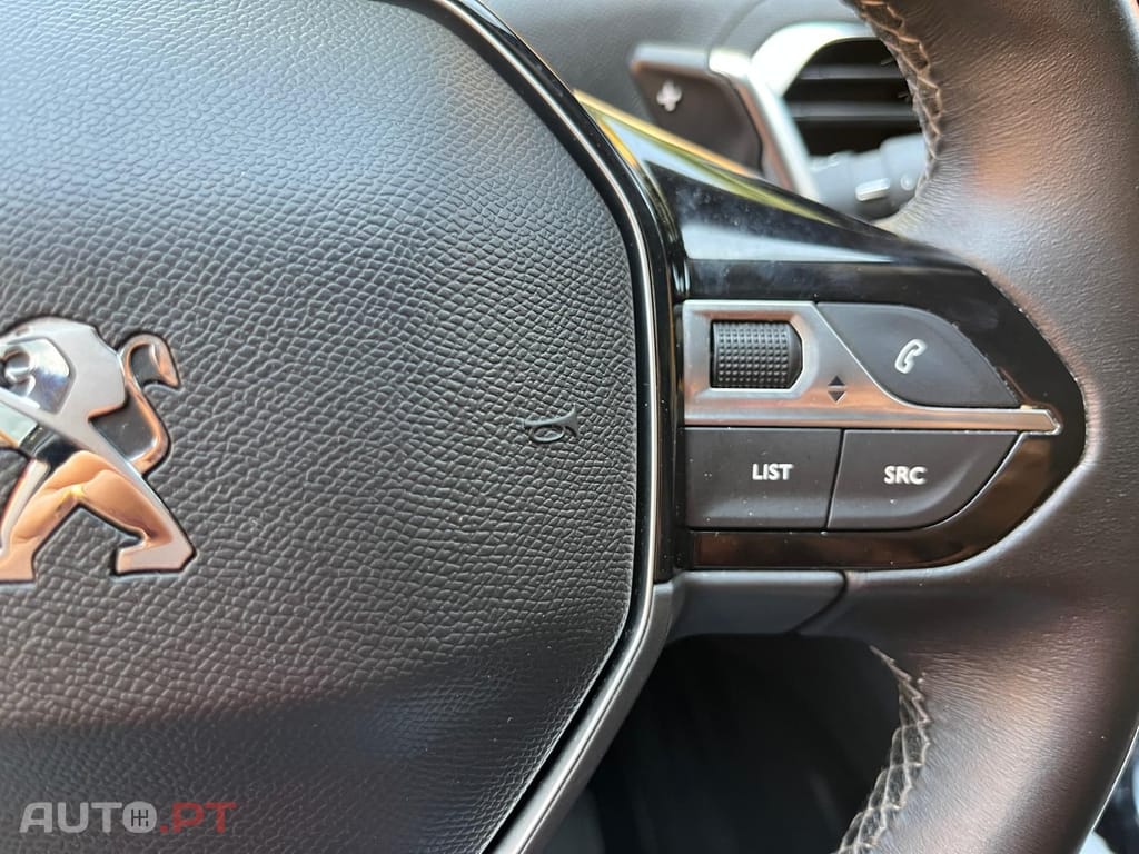 Peugeot 3008 I.V.A DEDUTÍVEL 1.6 ALLURE PACK HYBRID