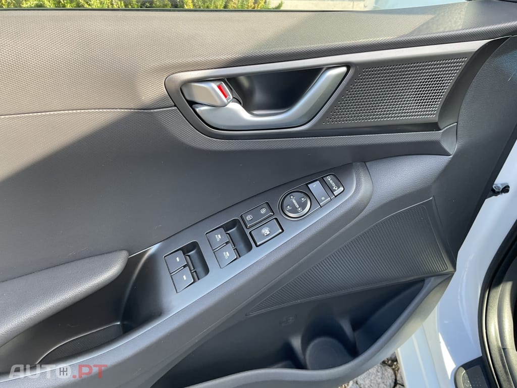 Hyundai Ioniq 1.6 GDI HEV