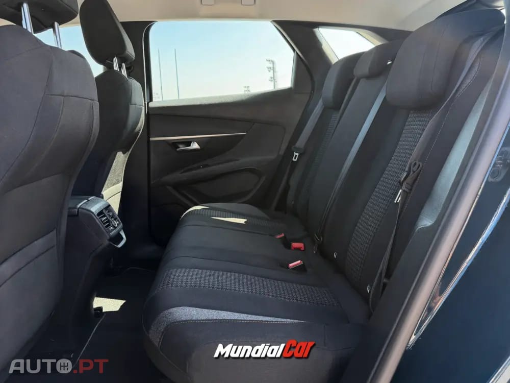Peugeot 3008 1.5 BlueHDi Active Pack