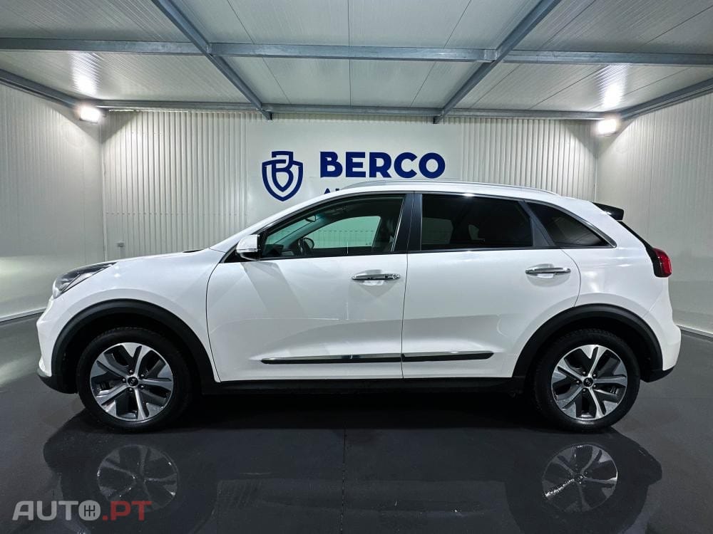 Kia Niro Premium Edition