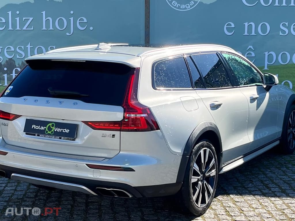 Volvo V60 Cross Country 2.0 B4 Geartronic