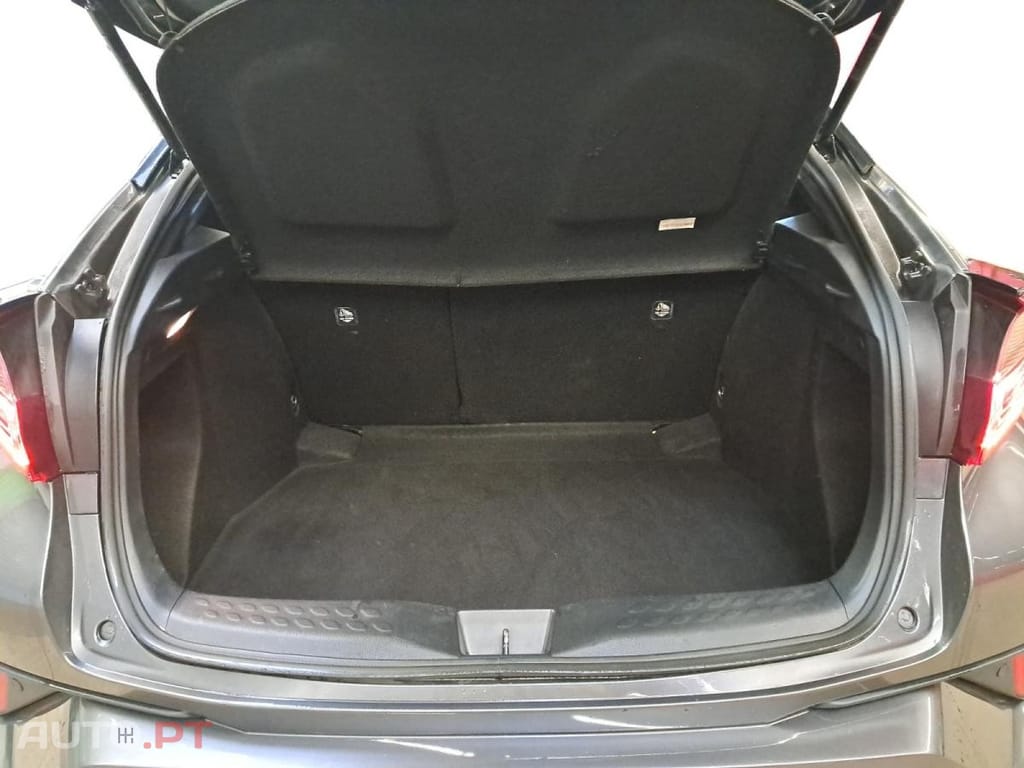 Toyota C-HR 1.8 Hybrid Dynamic Business