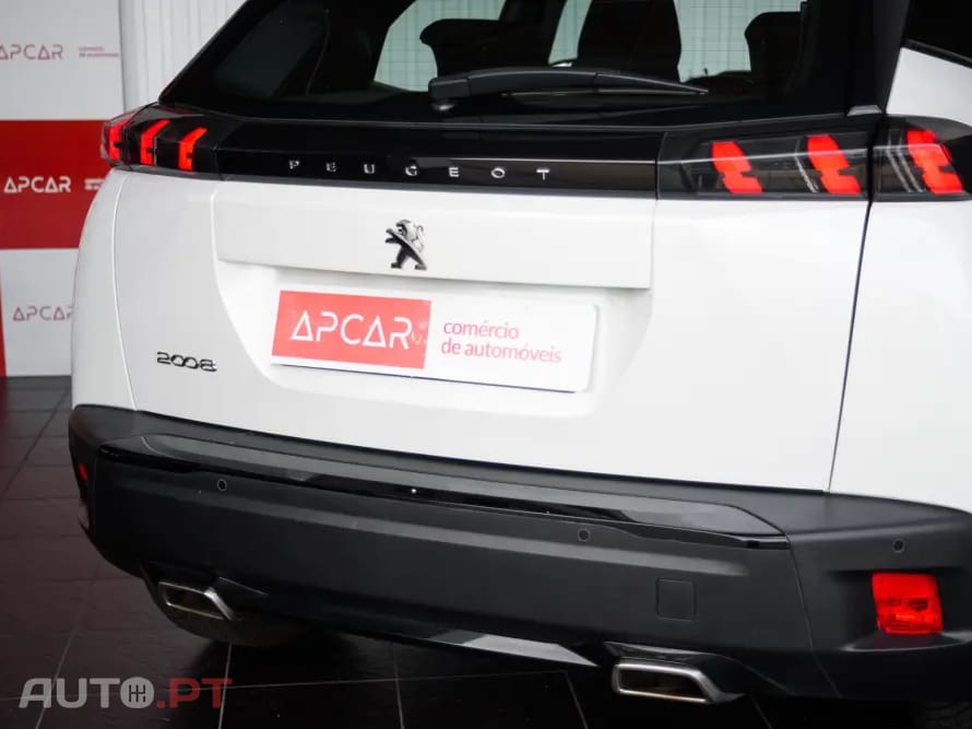 Peugeot 2008 PureTech 130 EAT8 Allure