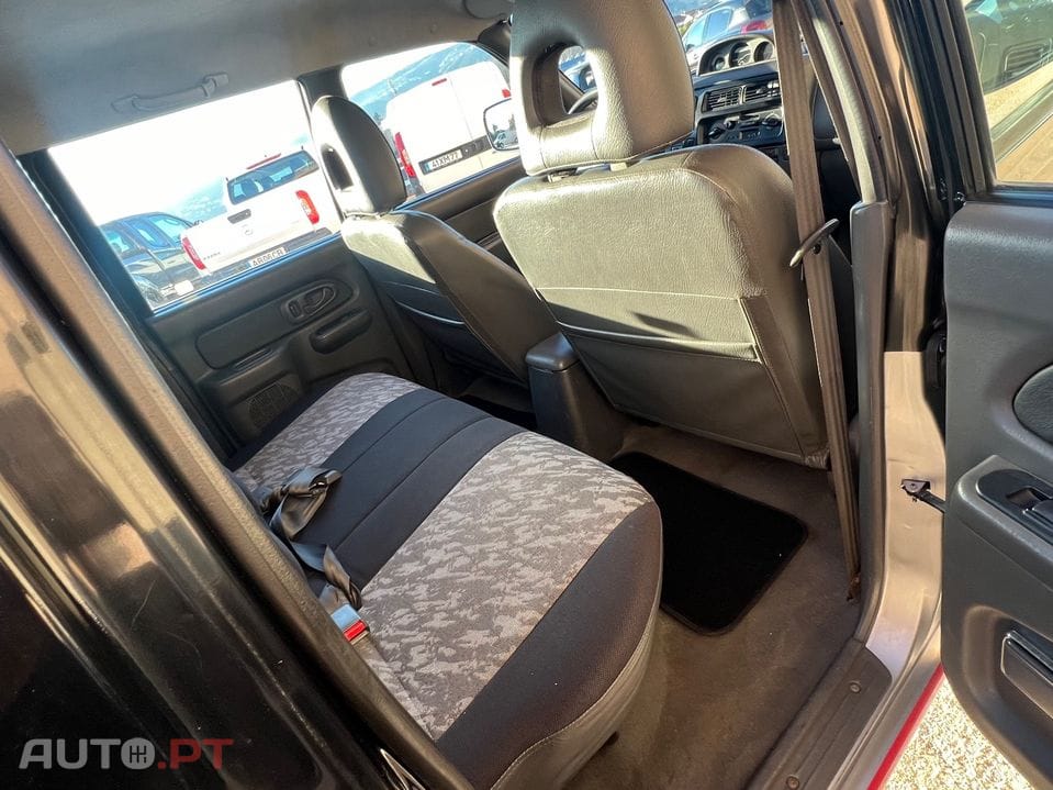 Mitsubishi L200 2.5 TD CD