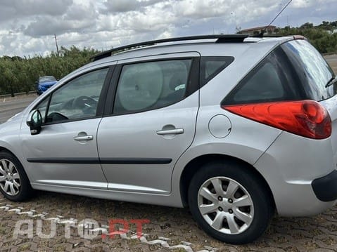 Peugeot 207 SW TRENDY 1