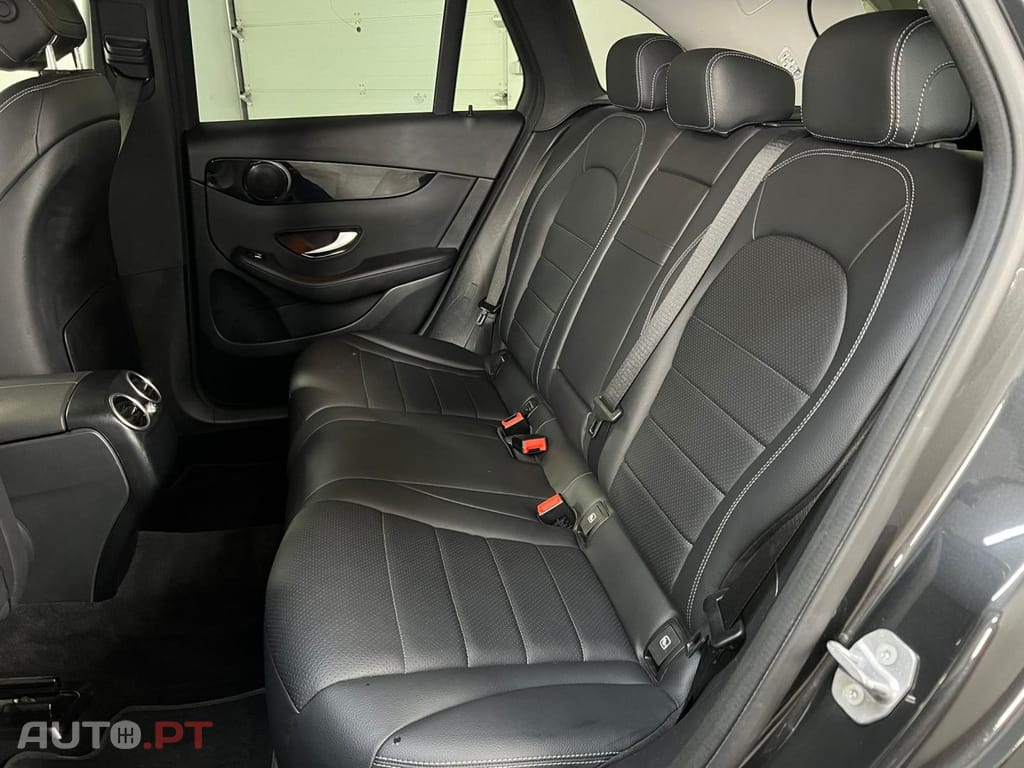 Mercedes-Benz GLC 300 de 4MATIC