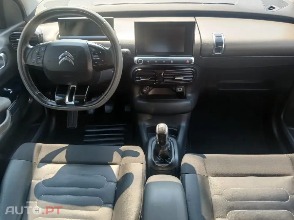 Citroen C4 Cactus Pure Tech e-THP 110 Stop&Start Shine