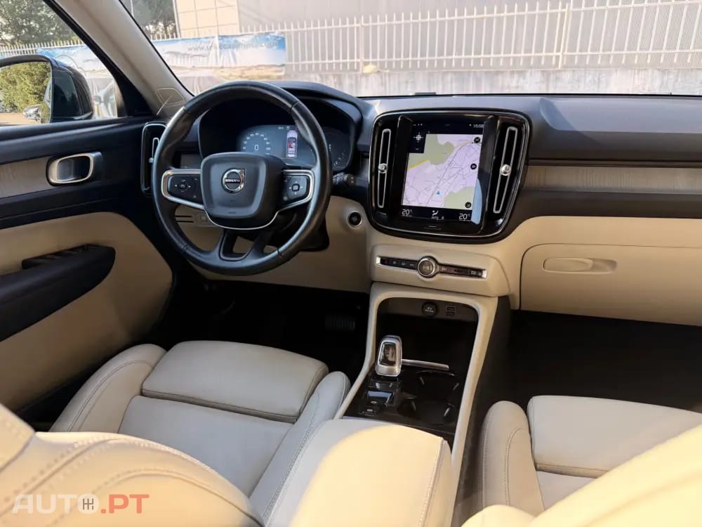 Volvo XC40 1.5 T5 PHEV Inscription Expression