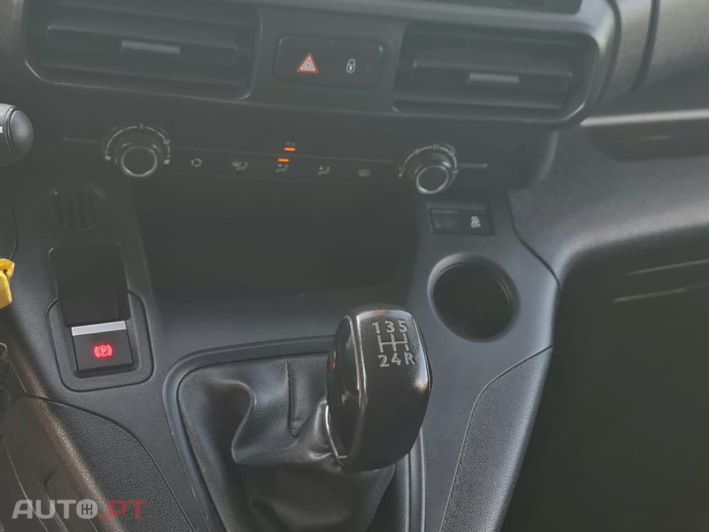 Peugeot Partner 1.6 BlueHDi Confort