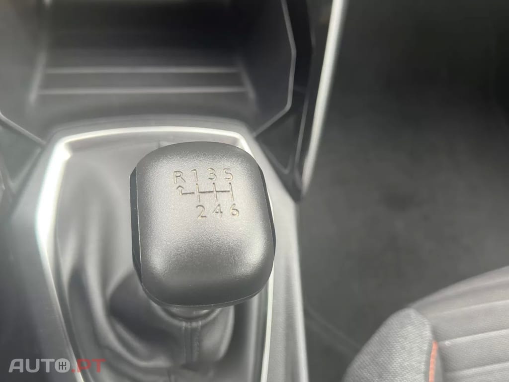 Peugeot 2008 1.2 PureTech Active