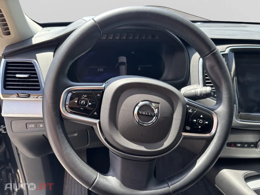 Volvo XC90 2.0 T8 PHEV Plus Bright AWD