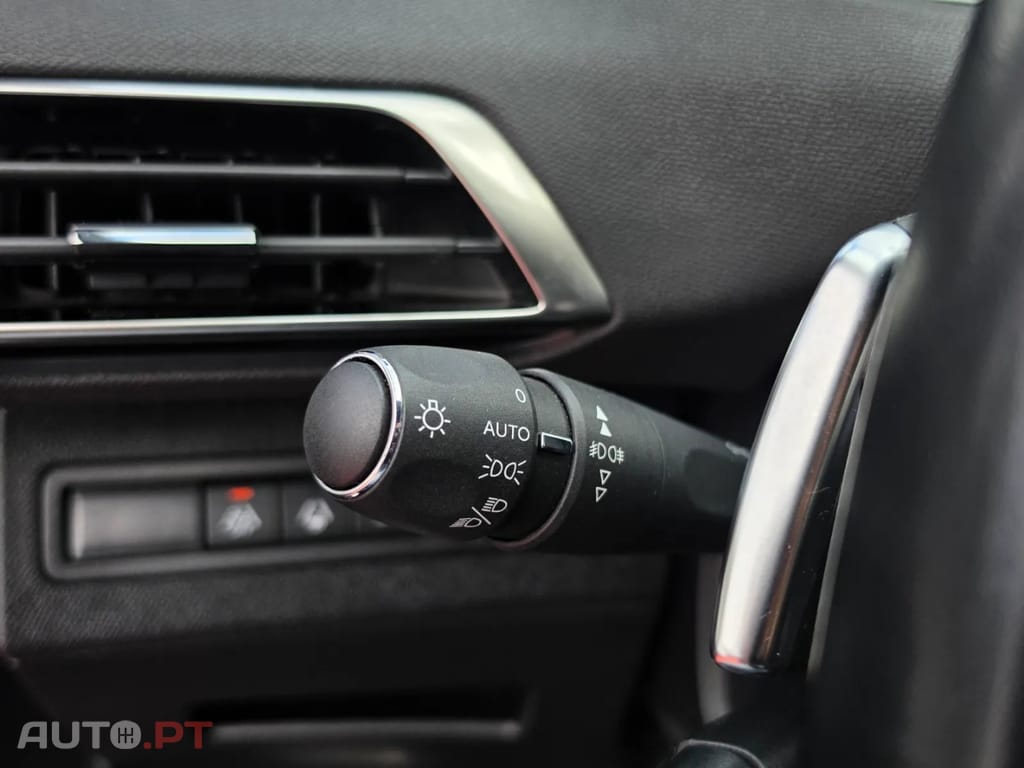 Peugeot 3008 1.6 Hybrid GT e-EAT8