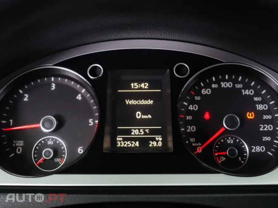Volkswagen Passat CC 2.0 TDi