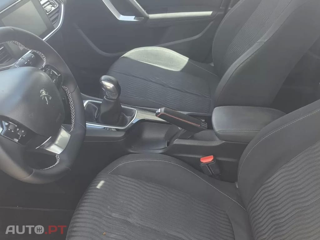Peugeot 308 SW 1.6 BlueHDi Style