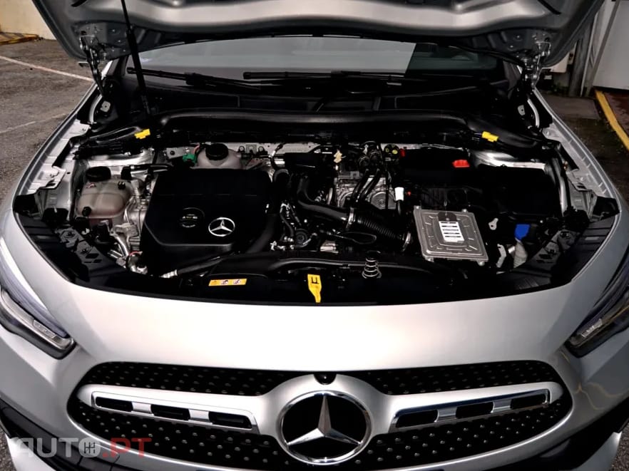 Mercedes-Benz GLA 250 e AMG Line