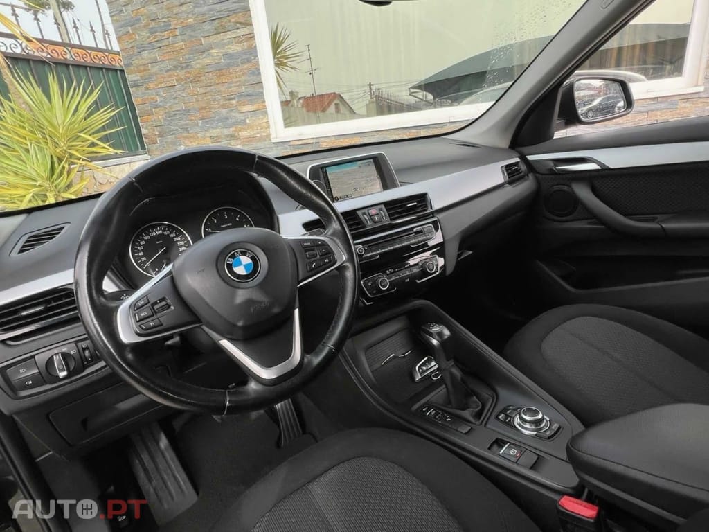 BMW X1 18 d sDrive Auto