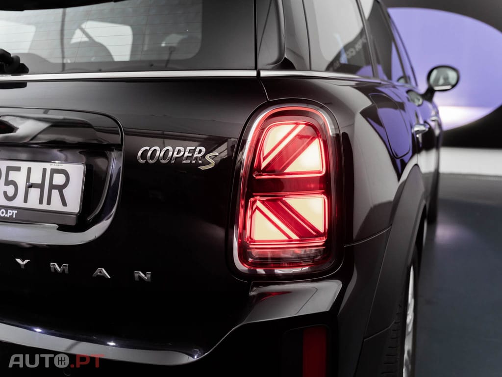 MINI Countryman Cooper SE Premium Essential Auto