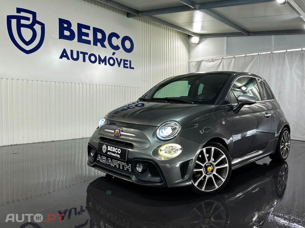 Abarth 500 1.4 T-Jet Competizione MTA