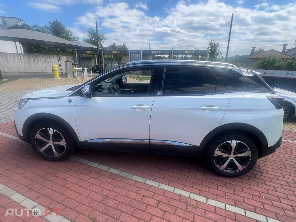 Peugeot 3008 1.6 BlueHDi Allure