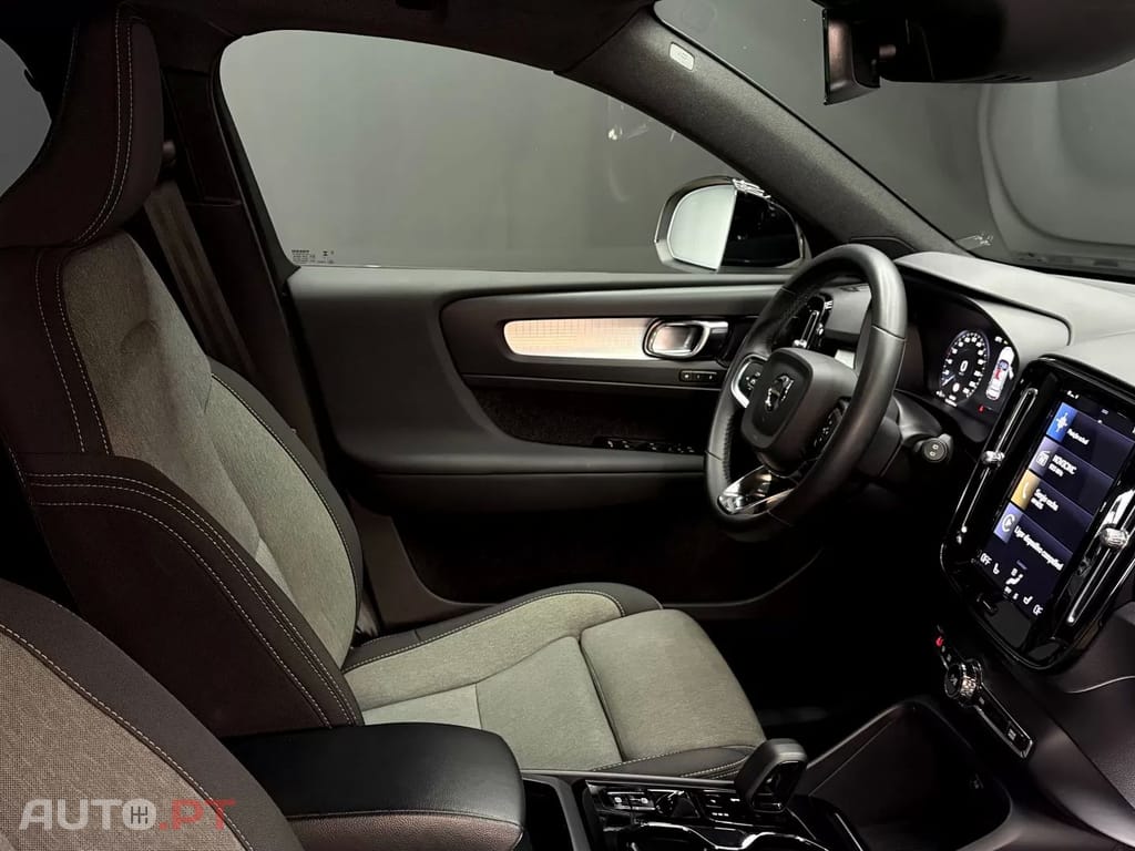 Volvo XC40 1.5 T3 Momentum