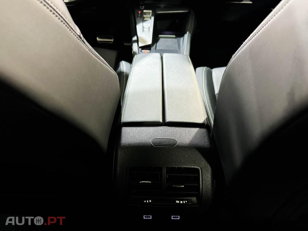 Peugeot 408 1.6 Hybrid GT e-EAT8