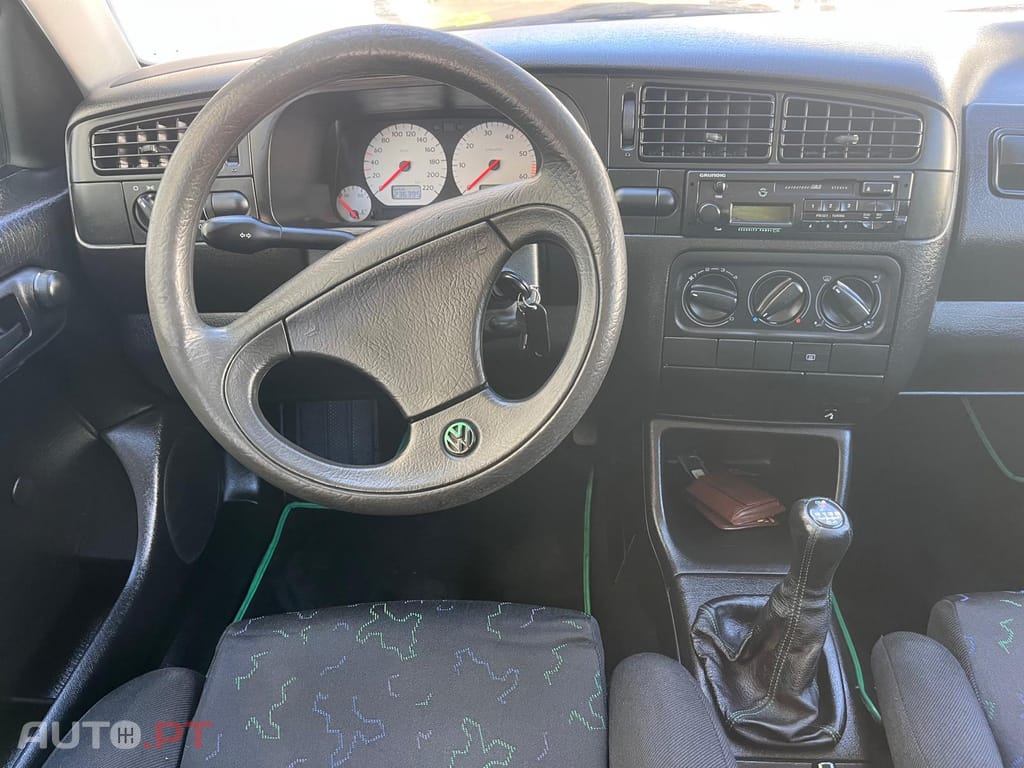 Volkswagen Golf 1.4 Gasolina