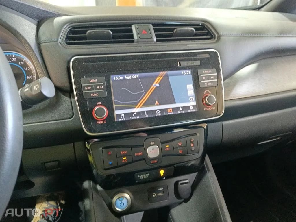 Nissan Leaf Acenta