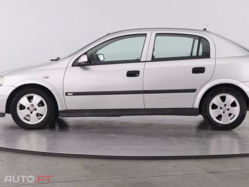 Opel Astra 1.4 Elegance
