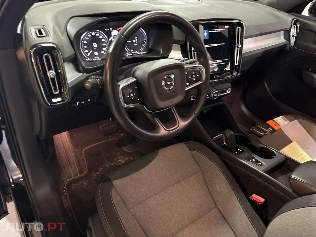 Volvo XC40 1.5 T5 PHEV R-Design Expression