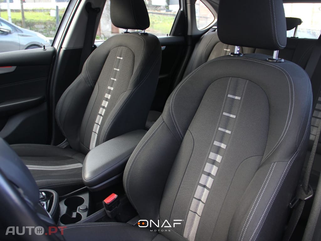 BMW 216 Active Tourer d Line Sport