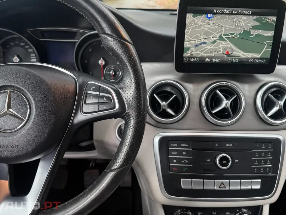 Mercedes-Benz CLA 180 d Shooting Brake Urban