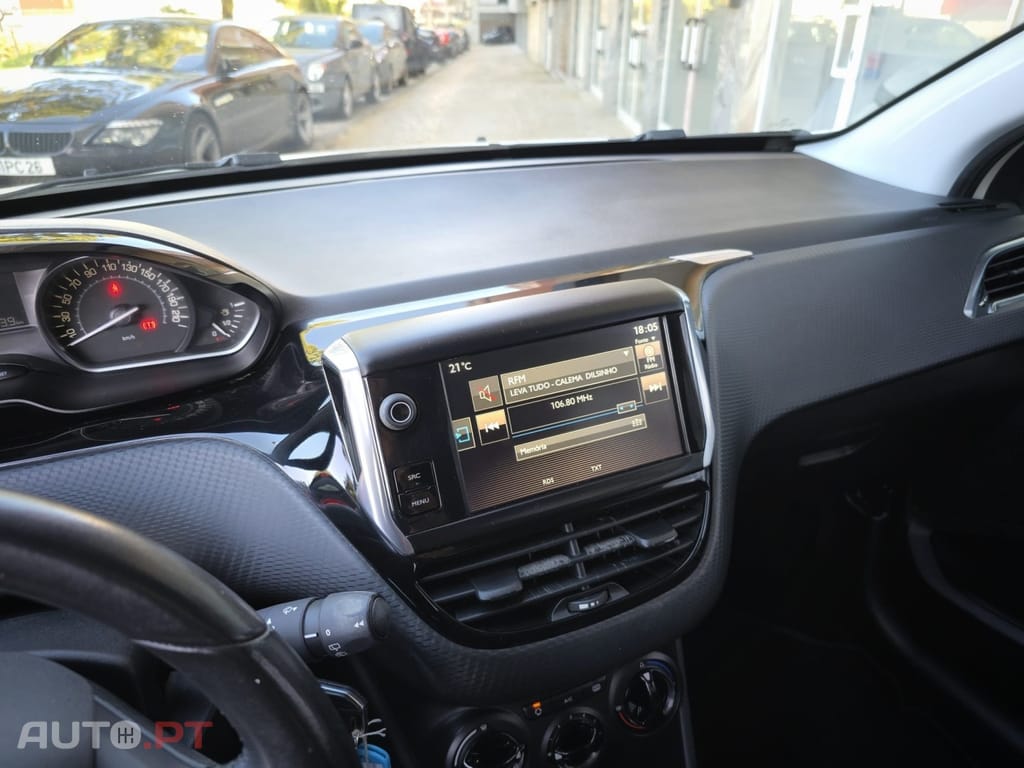 Peugeot 2008 1.2 PureTech Active