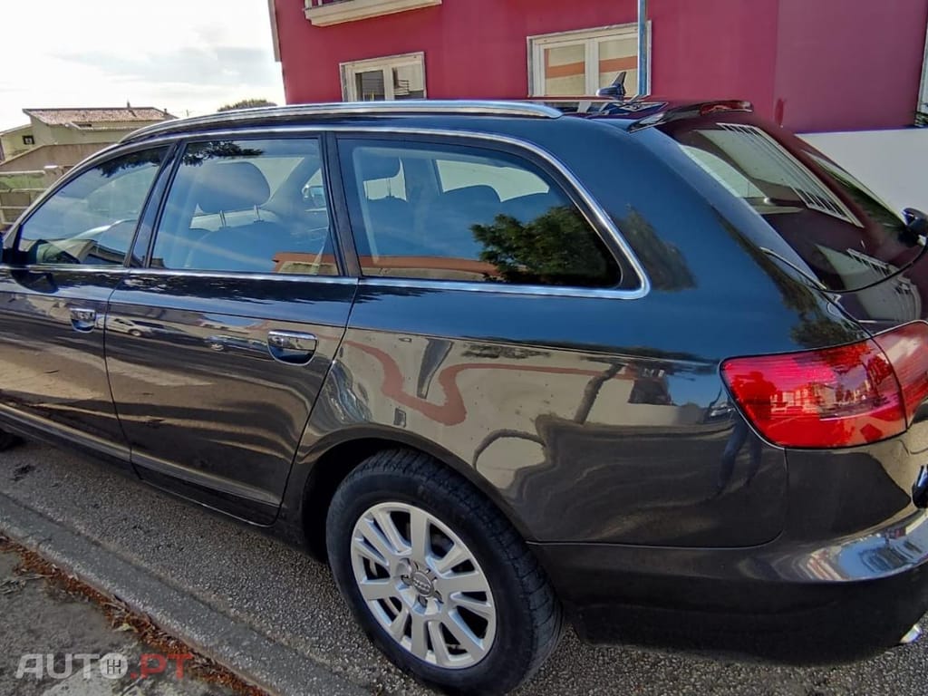 Audi A6 Avant avant