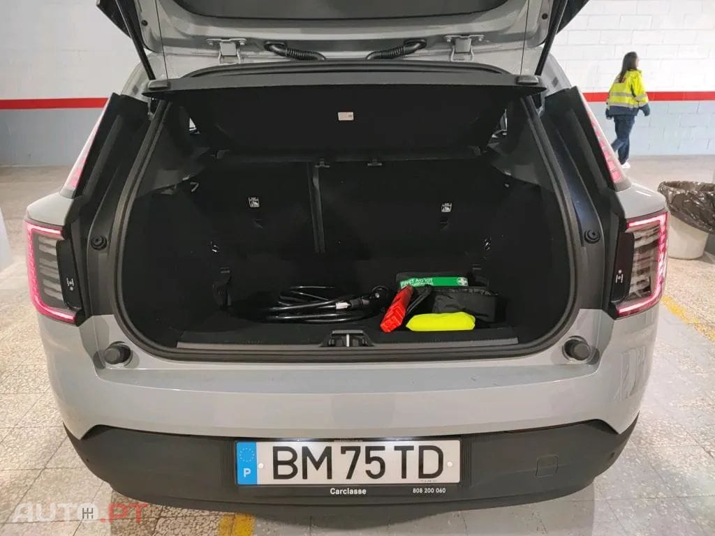 Volvo EX30 51 kWh Single Motor Core