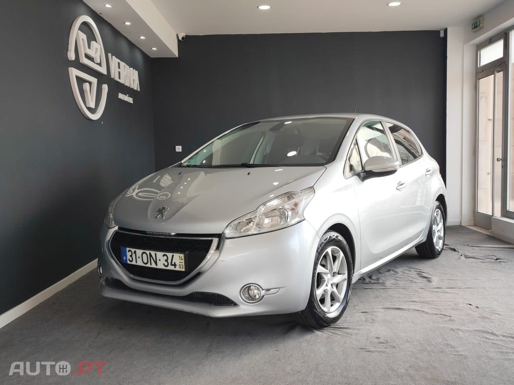 Peugeot 208 1.4HDI ACTIVE