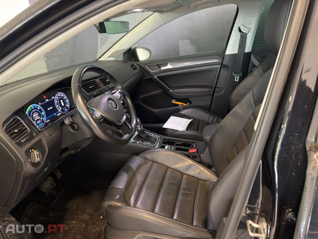 Volkswagen e-Golf AC/DC