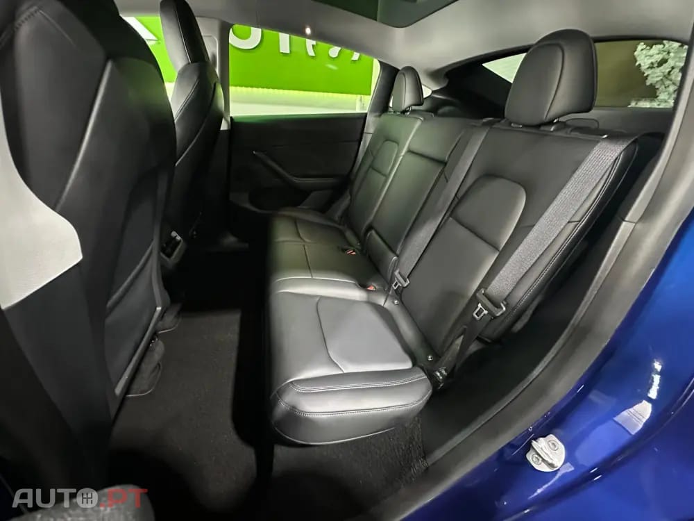 Tesla Model Y Long Range Dual Motor AWD