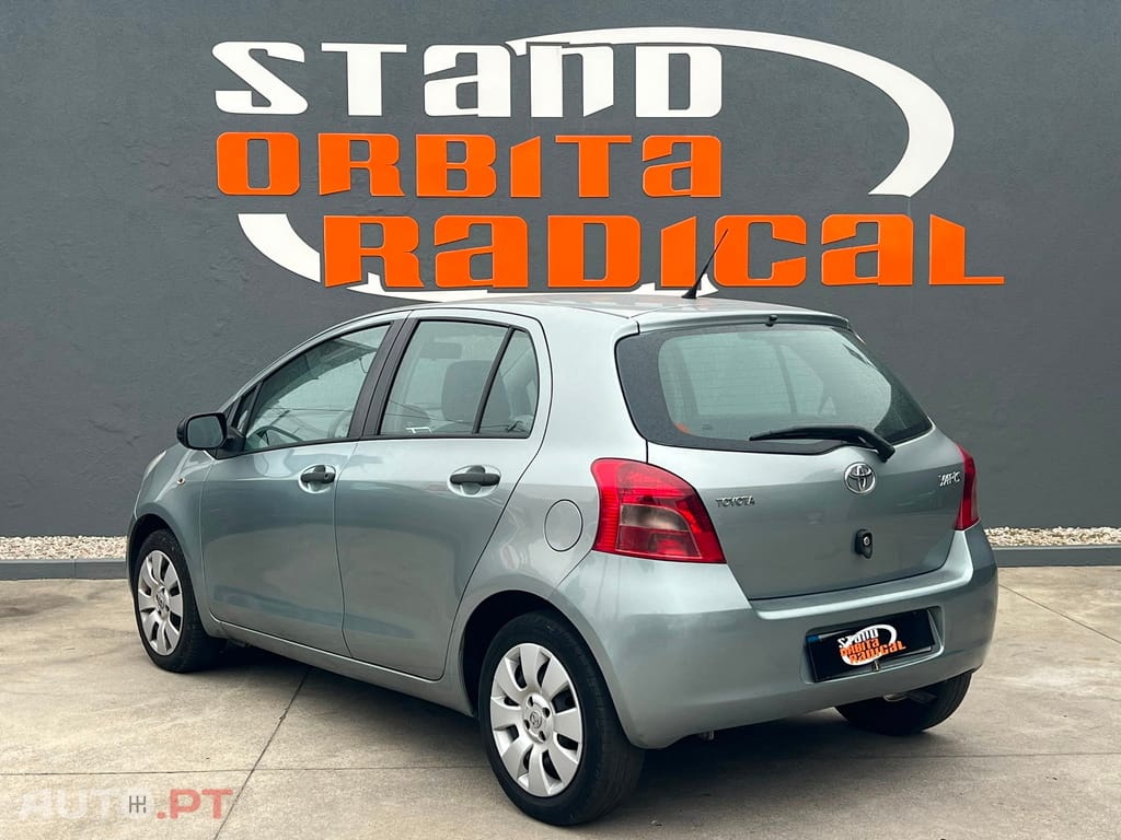 Toyota Yaris 1.0 VVT-i AC