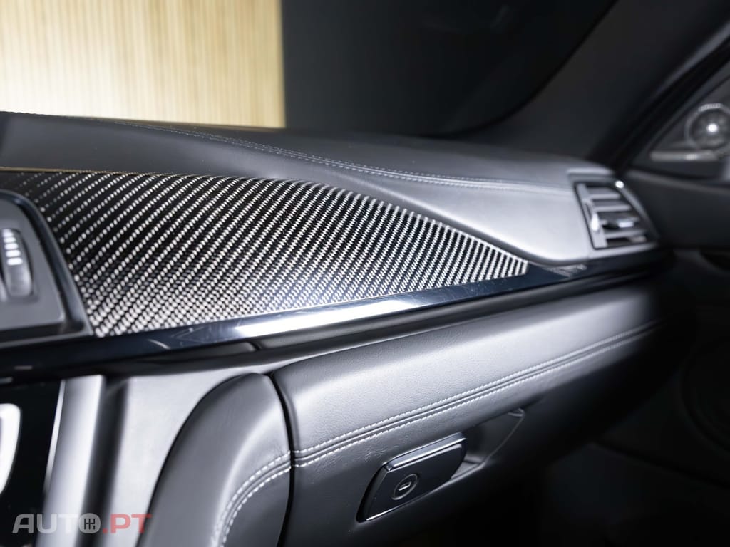 BMW M4 Auto