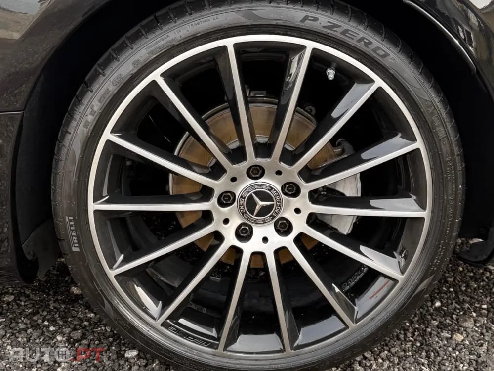 Mercedes-Benz E 220 d AMG Line