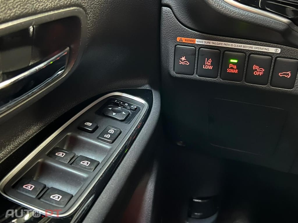 Mitsubishi Outlander 2.4 Mivec PHEV Instyle