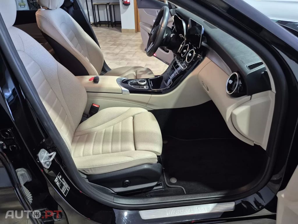 Mercedes-Benz C 300 e 9G-TRONIC Exclusive
