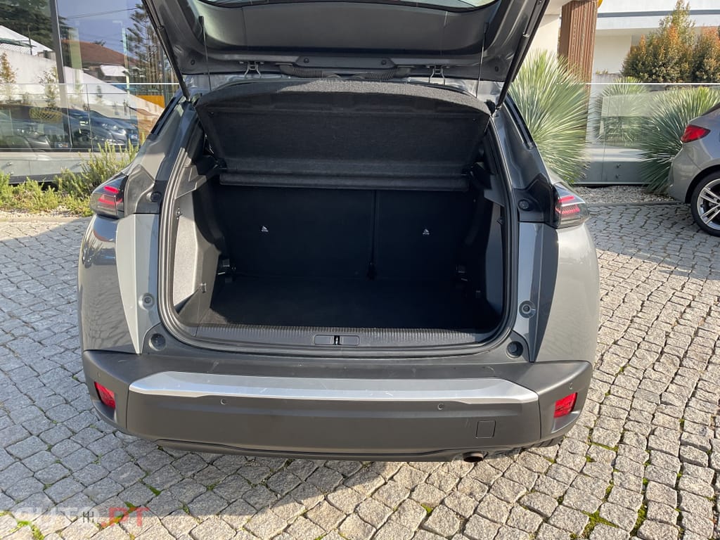 Peugeot 2008 1.2 PureTech Active Pack