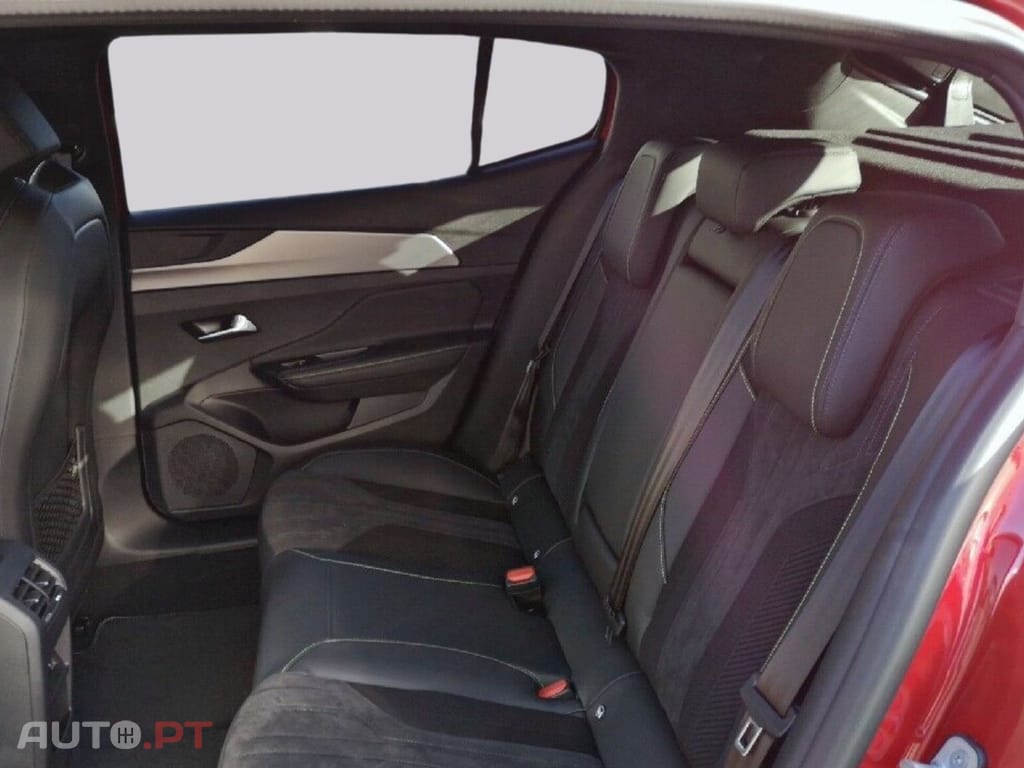 Peugeot 408 GT EAT8