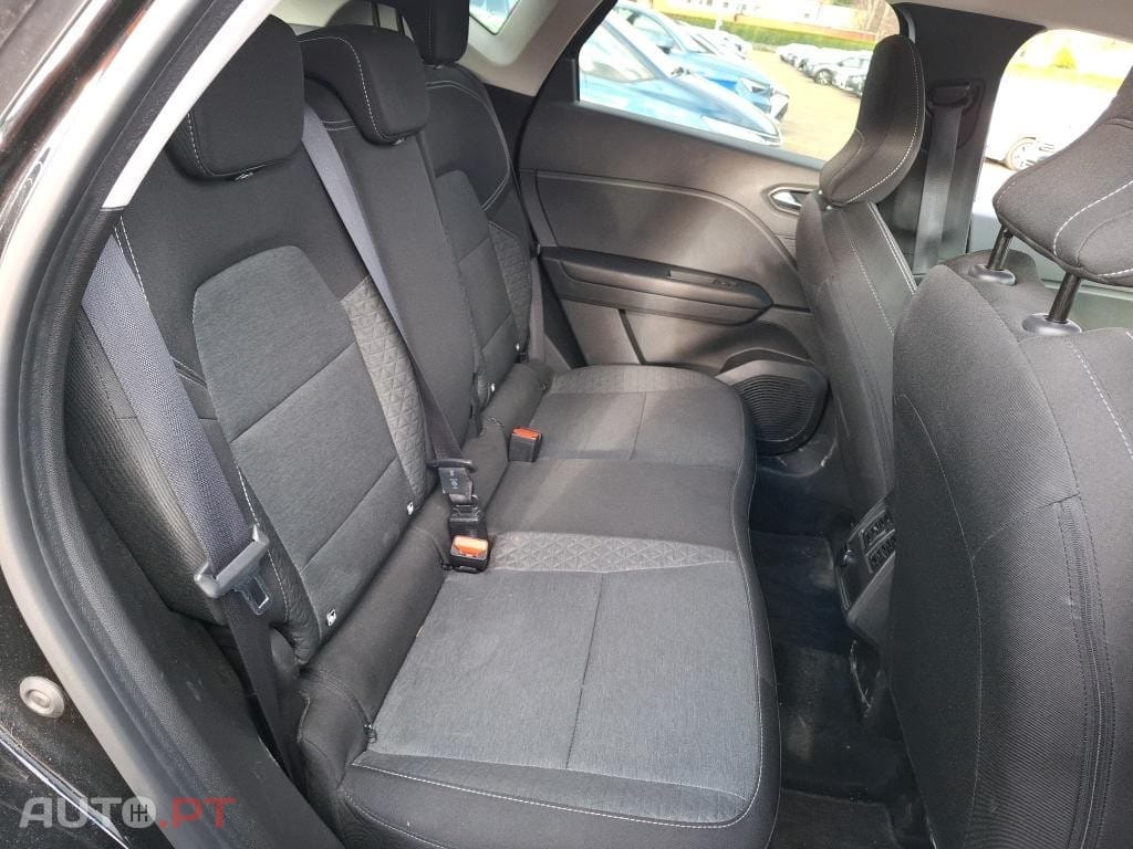 Renault Captur 1.6 E-Tech Full Hybrid Evolution